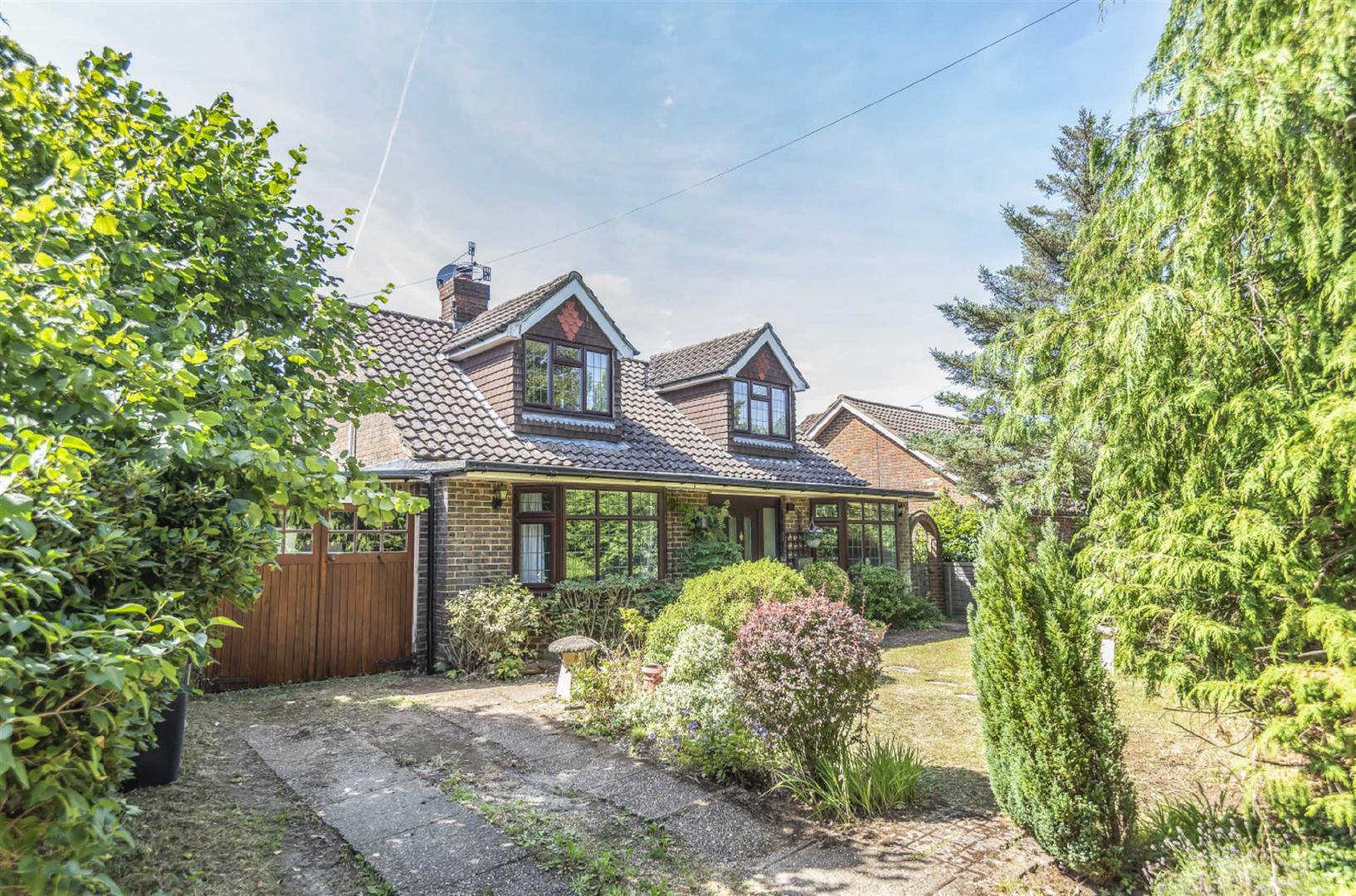 Burrows Lane, Gomshall Clarke Gammon