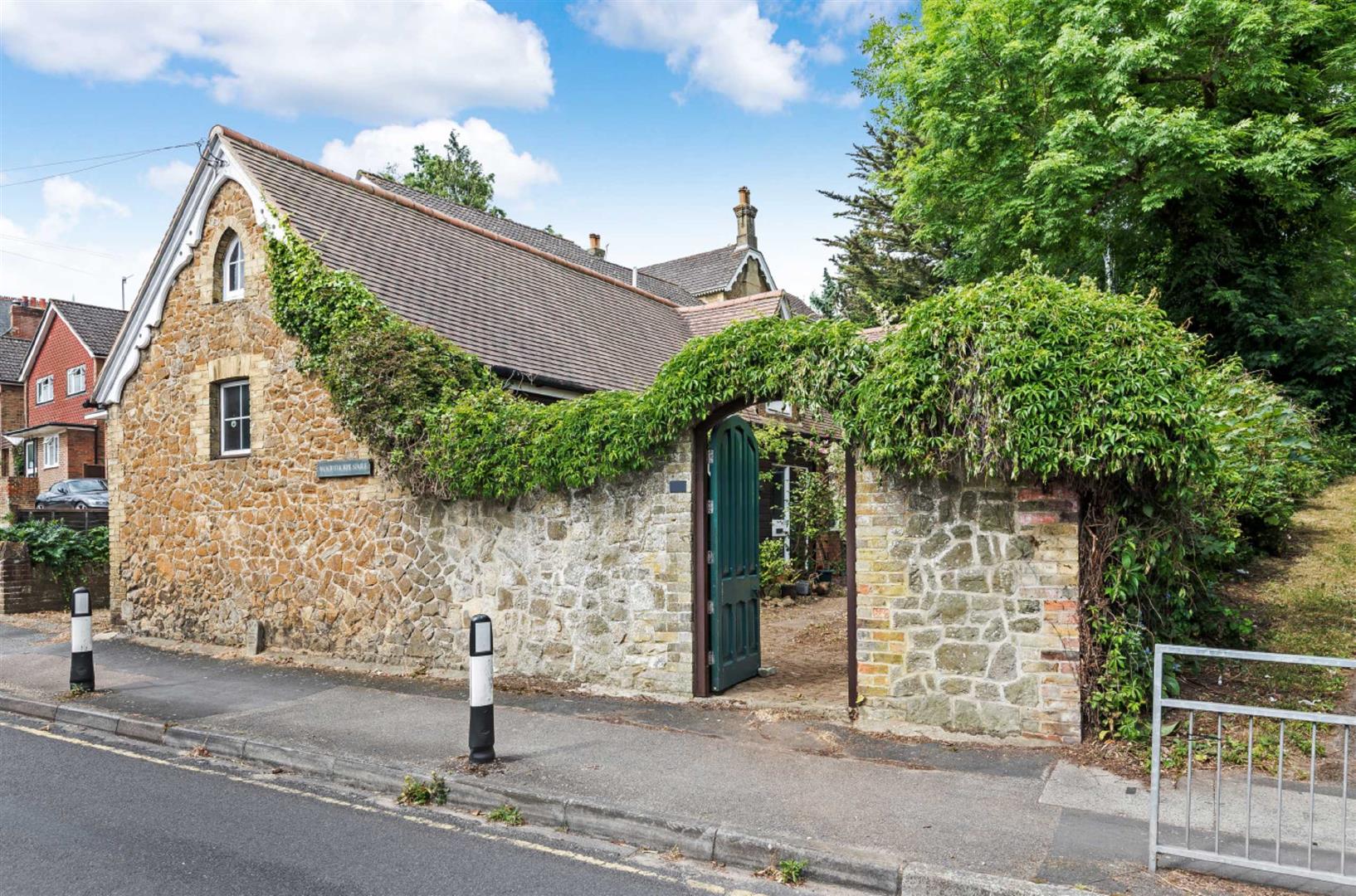 Godalming | Clarke Gammon