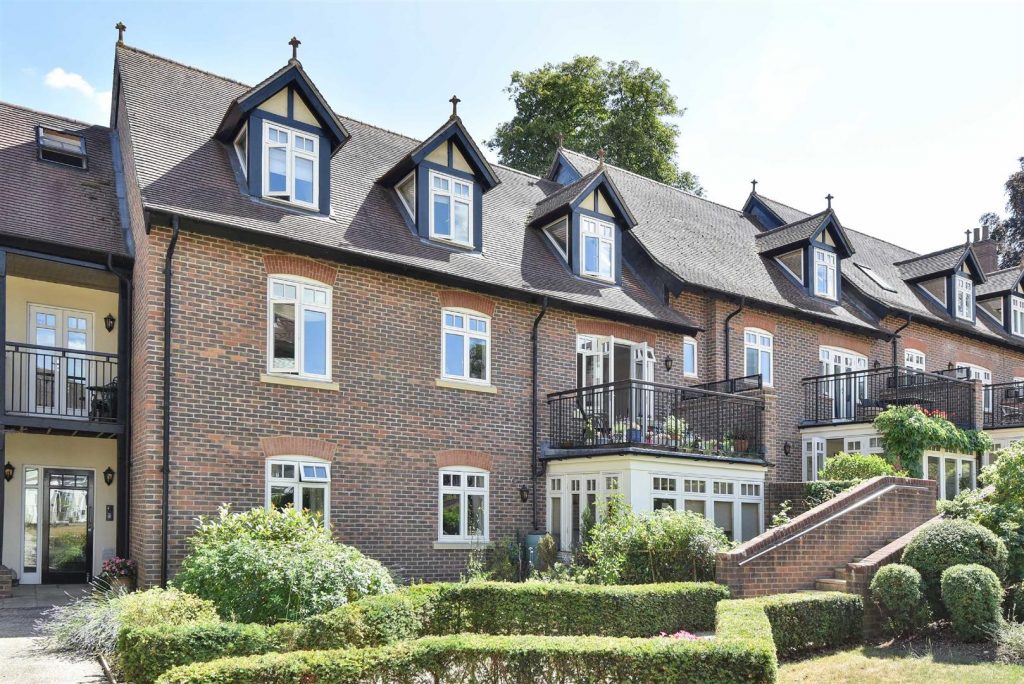 Bramley Grange, Bramley, Guildford Clarke Gammon