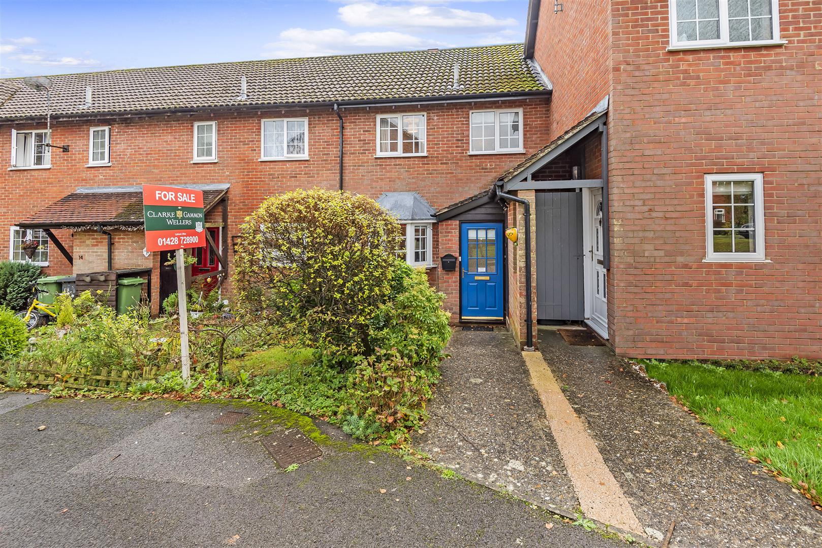 Chalcraft Close, Liphook Clarke Gammon