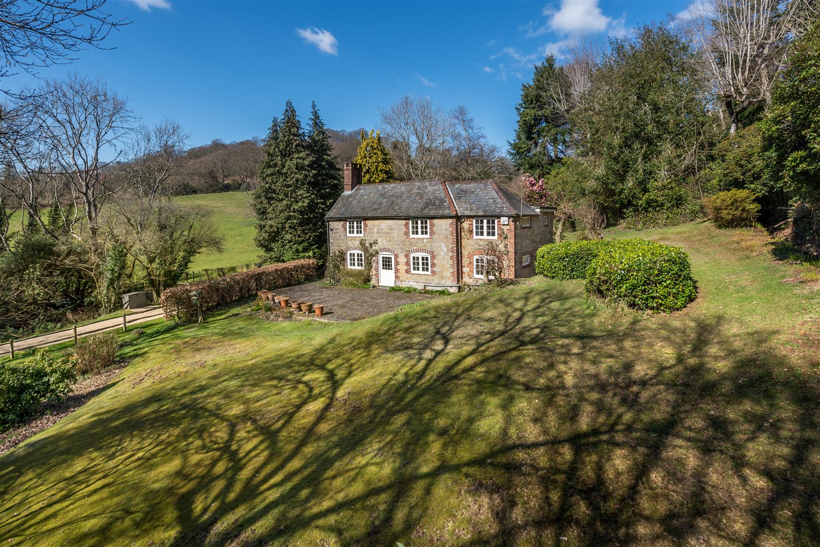 Liphook Clarke Gammon