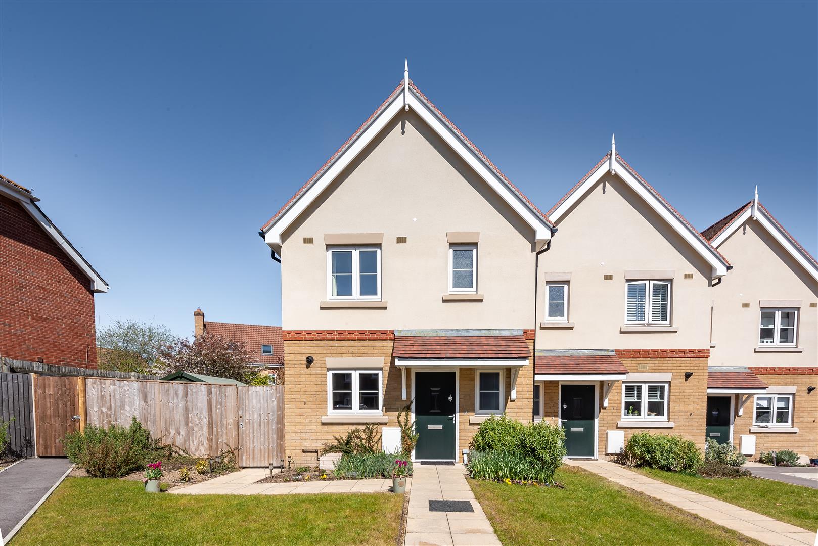 Alberta Close, Liphook Clarke Gammon