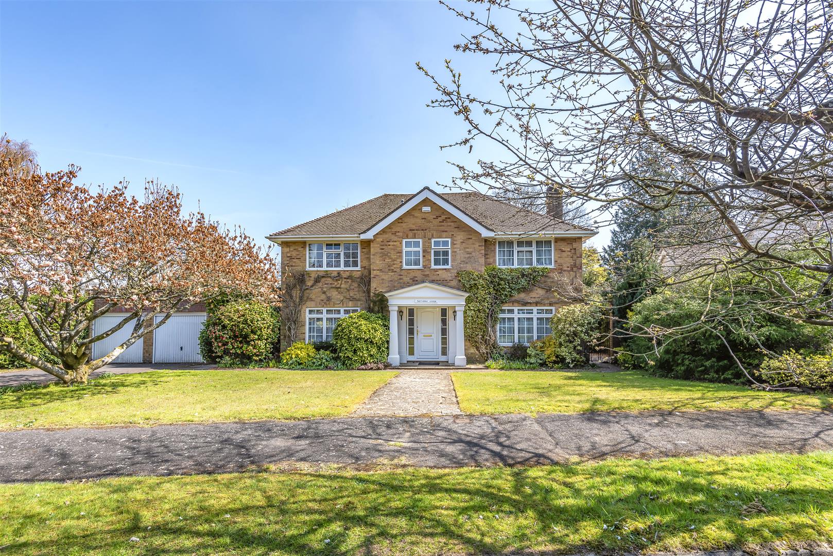 Shepherds Way, Liphook Clarke Gammon