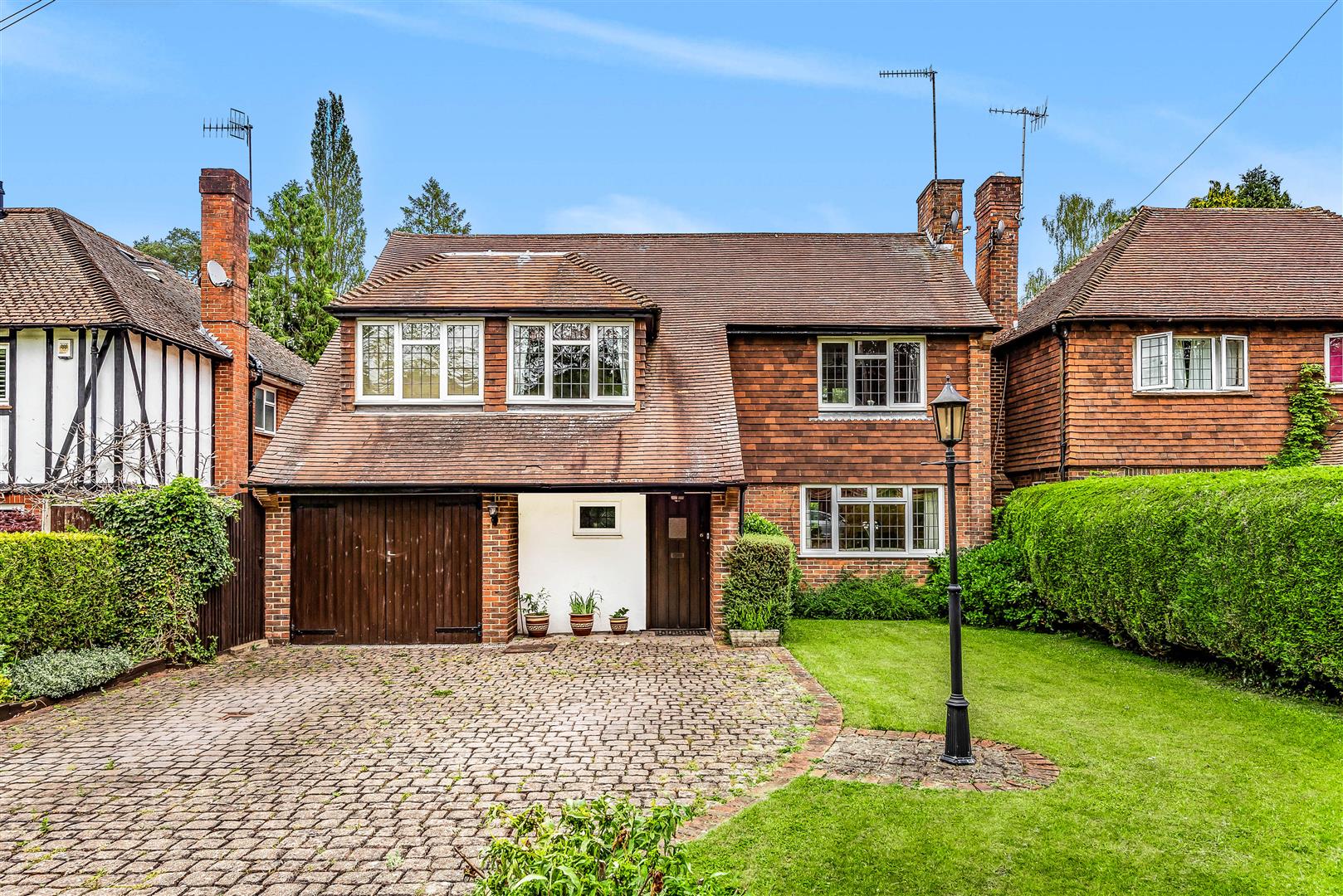 Linersh Wood, Bramley, Guildford Clarke Gammon