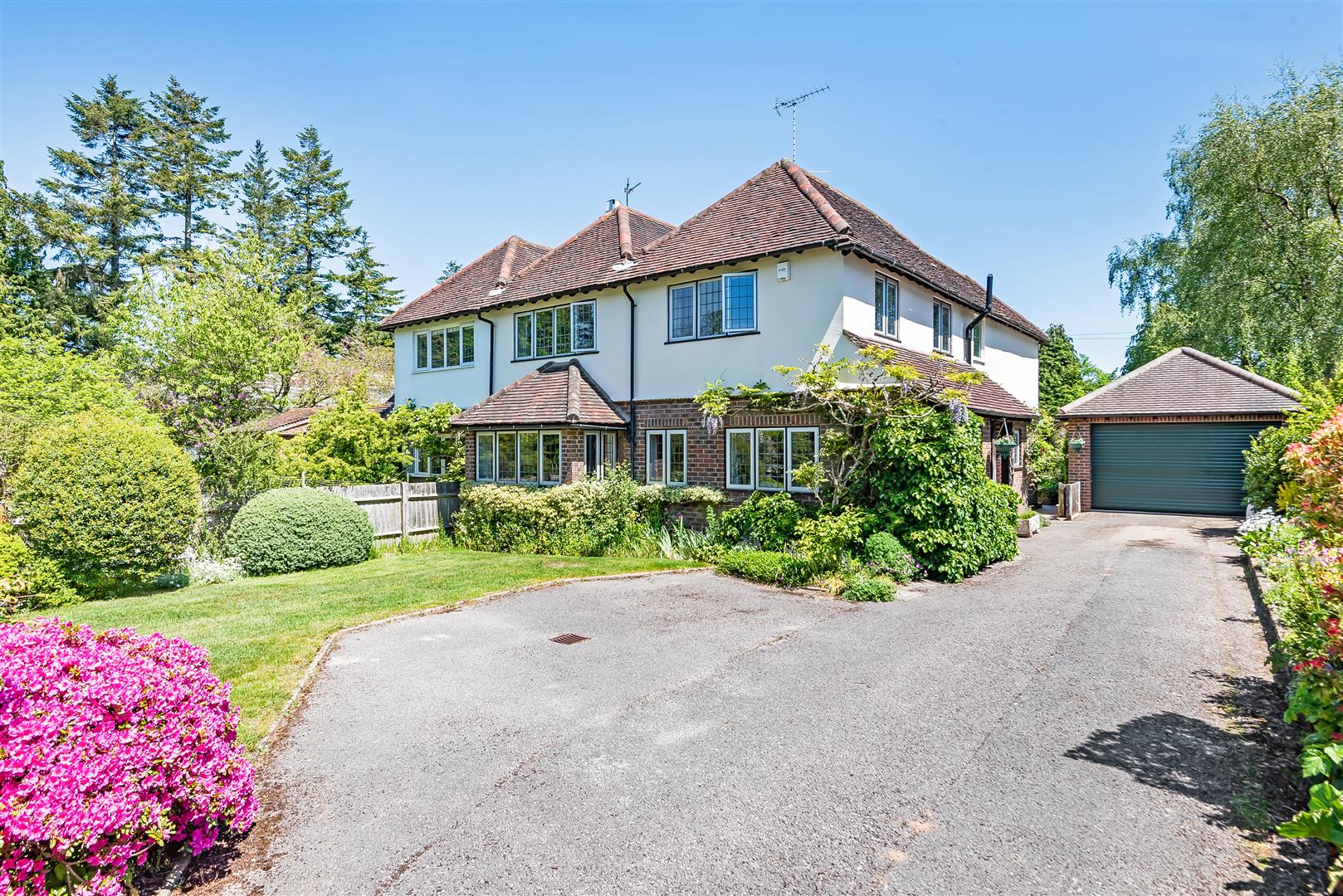 Denbigh Road, Haslemere Clarke Gammon