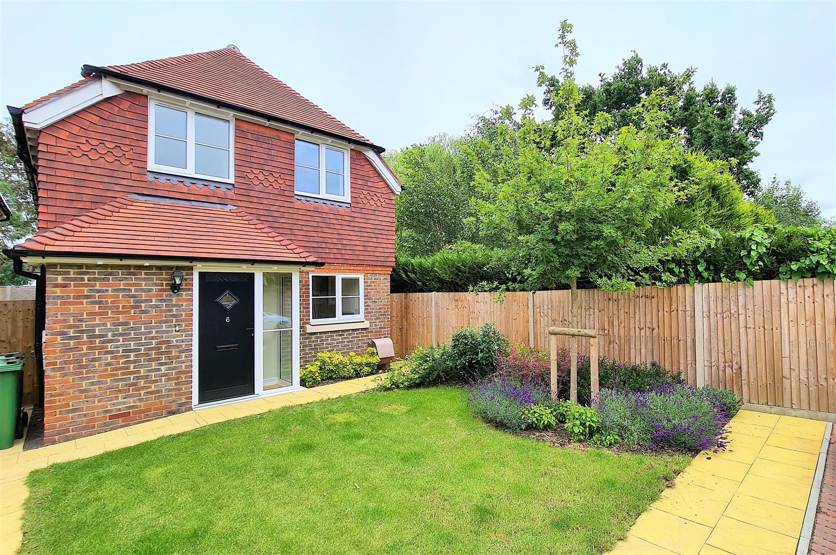 Lambourne Close, Burpham, Guildford Clarke Gammon