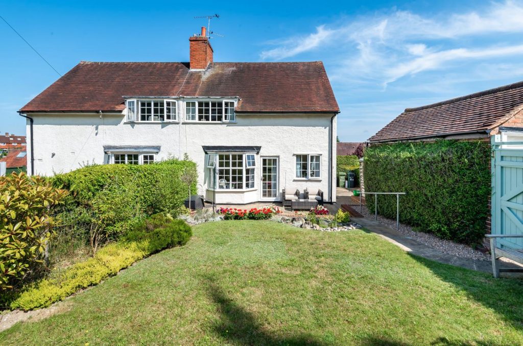 Friars Gate, Onslow Village, Guildford