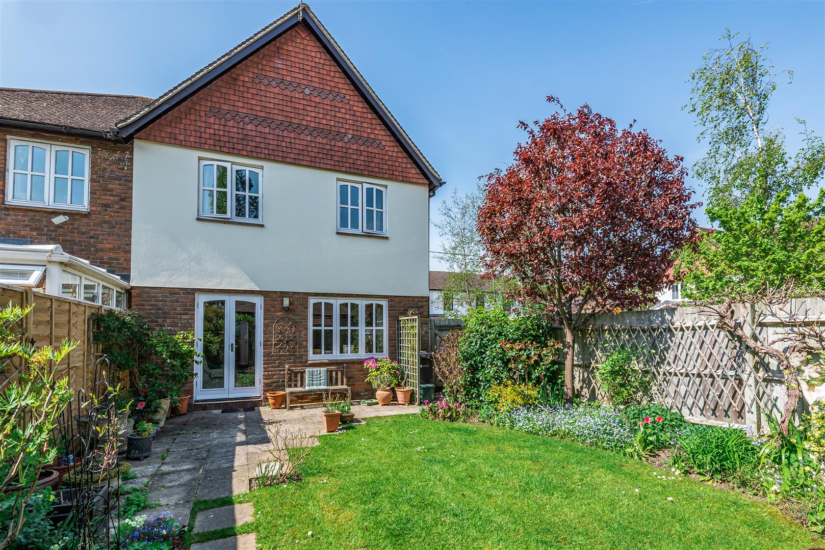 Glaziers Lane, Normandy, Guildford Clarke Gammon