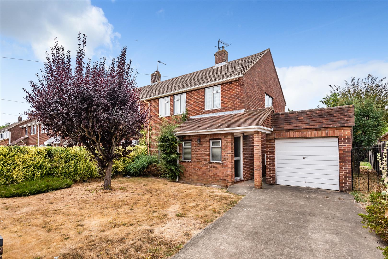 St. Michaels Avenue, Fairlands, Guildford Clarke Gammon