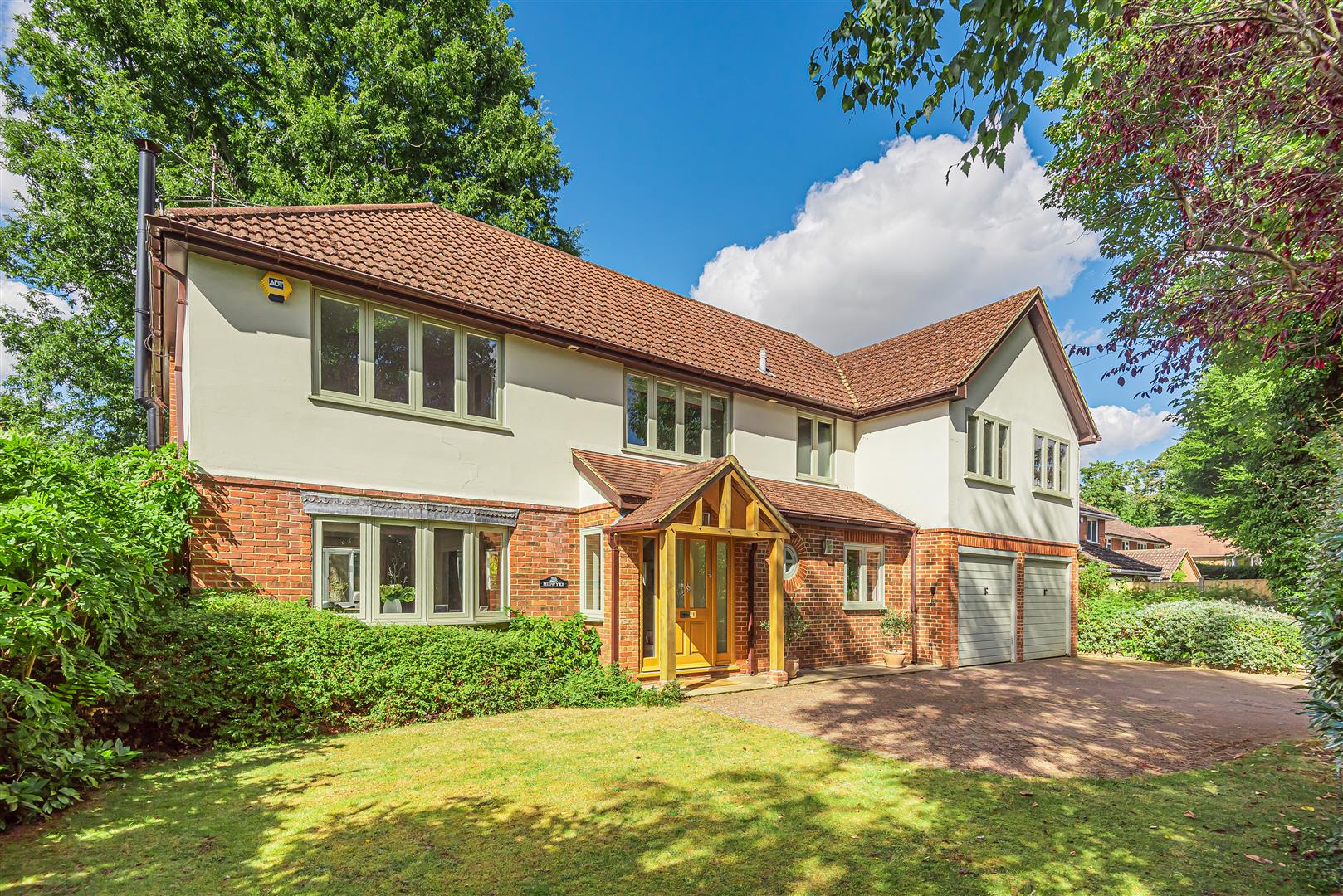 Busbridge Lane, Godalming Clarke Gammon