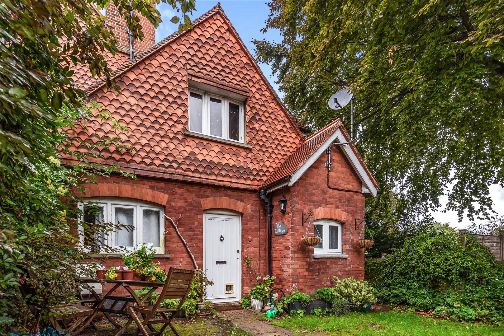 Warren Road, Guildford Clarke Gammon