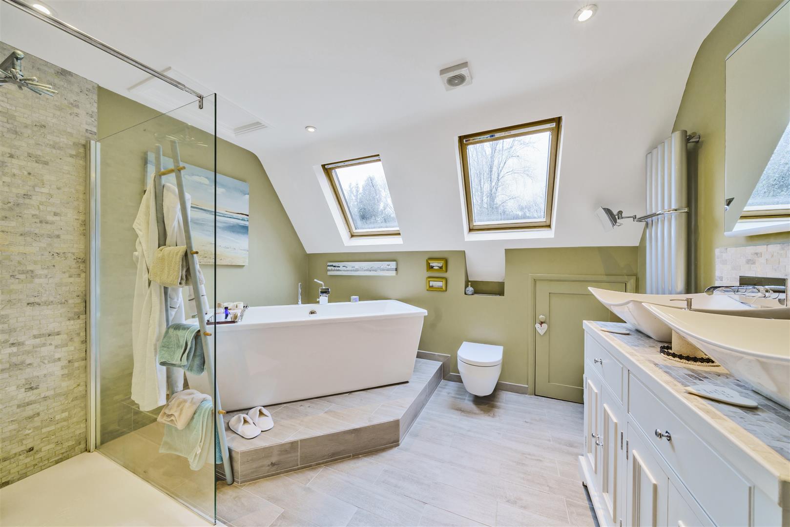 Sandy Lane, Haslemere - Photo 17