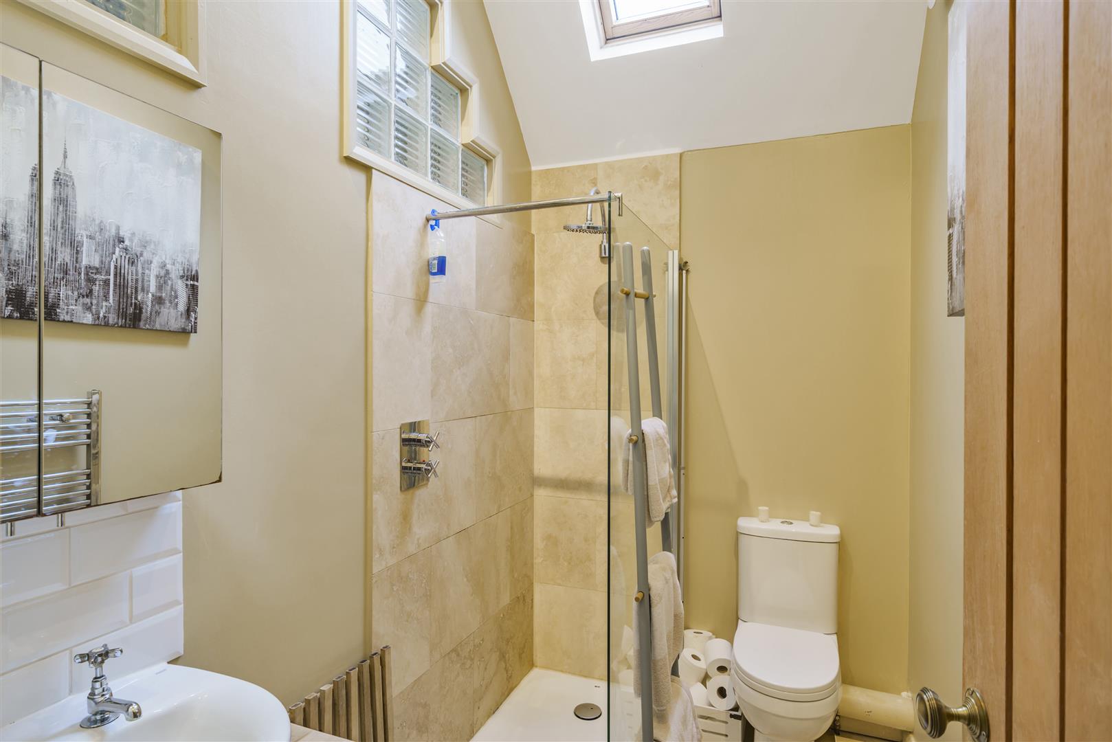 Sandy Lane, Haslemere - Photo 19