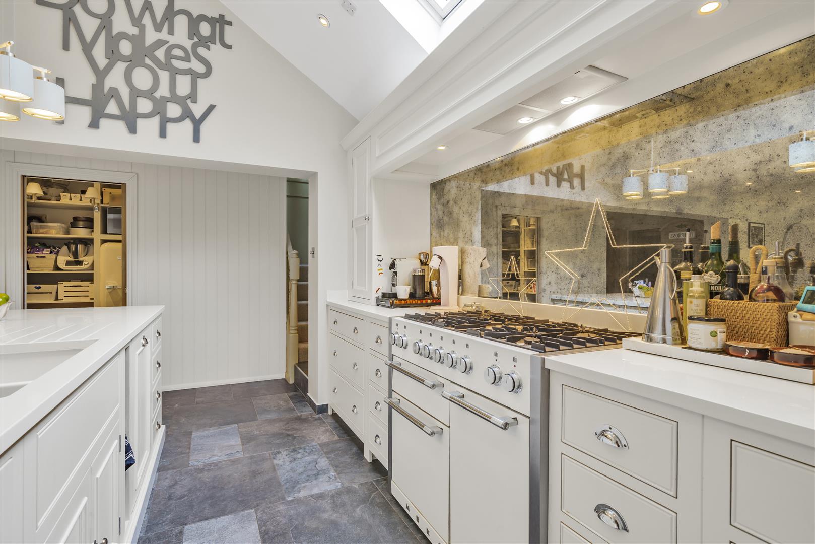 Sandy Lane, Haslemere - Photo 9