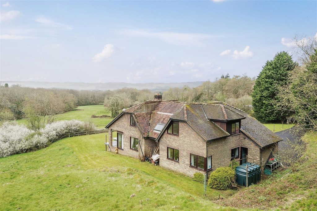 Cartref Farm, Vann Common, Fernhurst, Haslemere