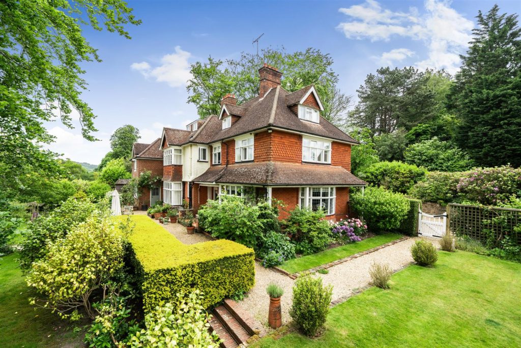 Grayswood Road, Haslemere,