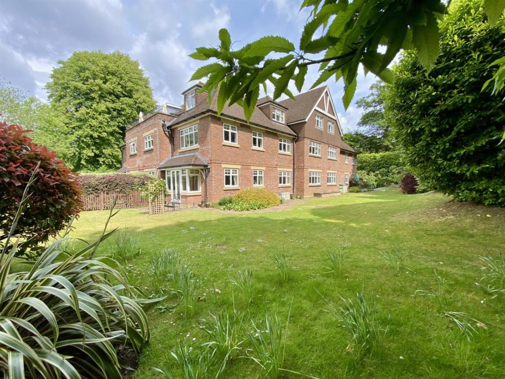 Grayswood Road, Haslemere