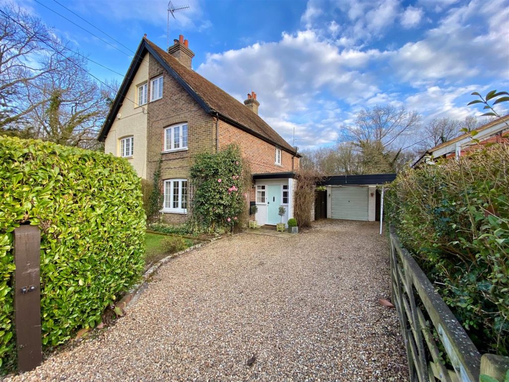Fisher Lane, Chiddingfold,