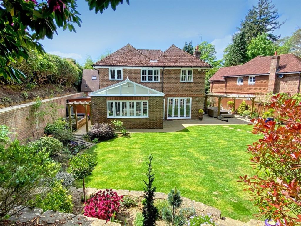 Scotlands Drive, Haslemere