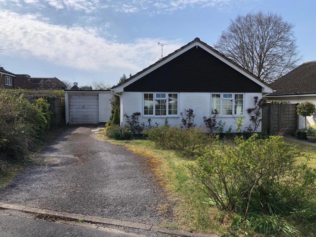 Hawkshaw Close, Liphook