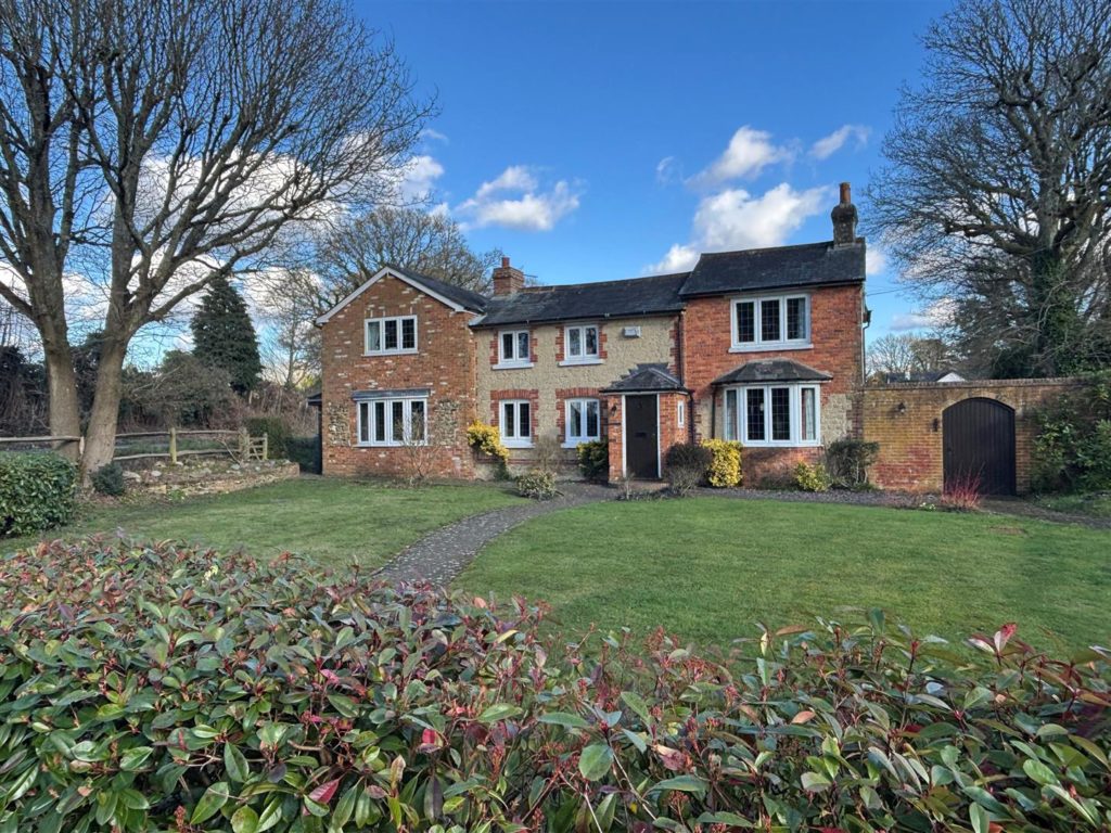 Standford Hill, Standford