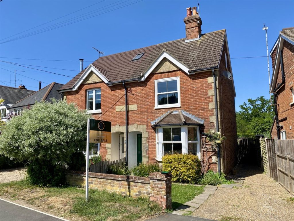 Woodside Road, Chiddingfold