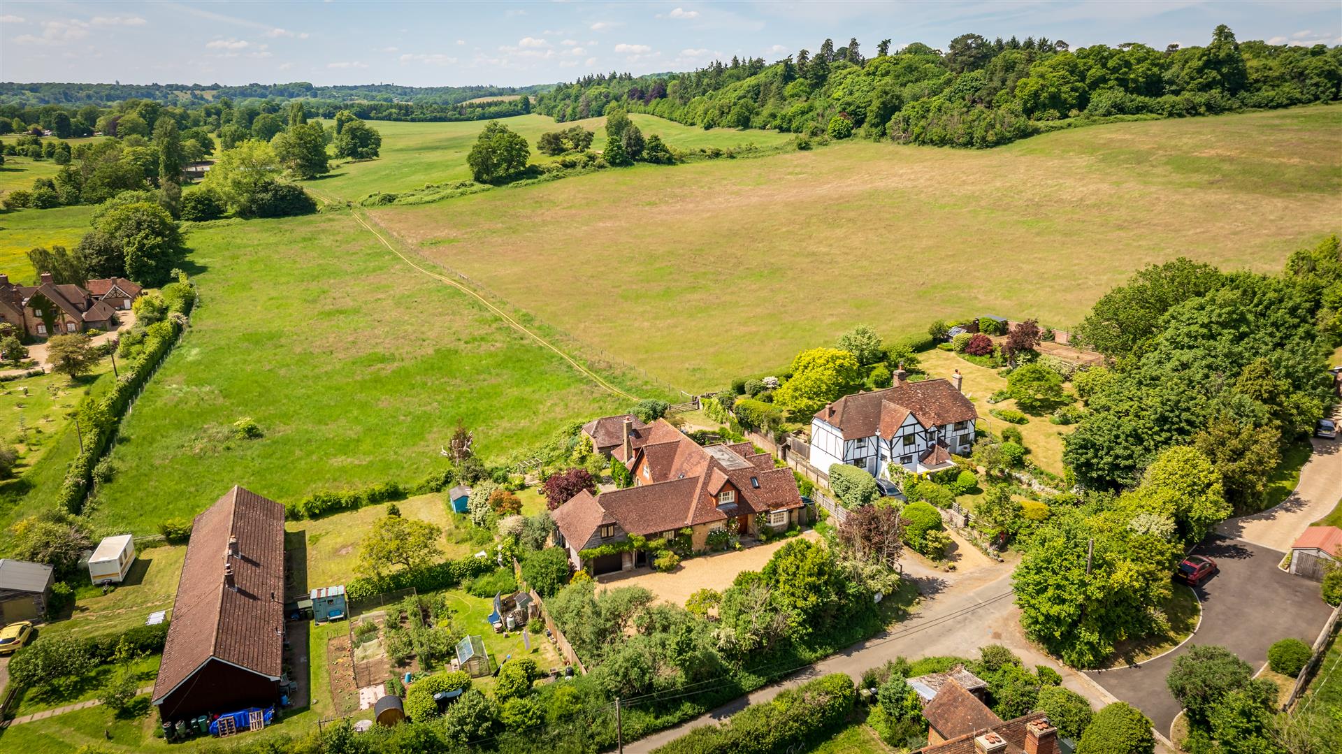 Littleton Lane, Littleton, Guildford - Photo 33