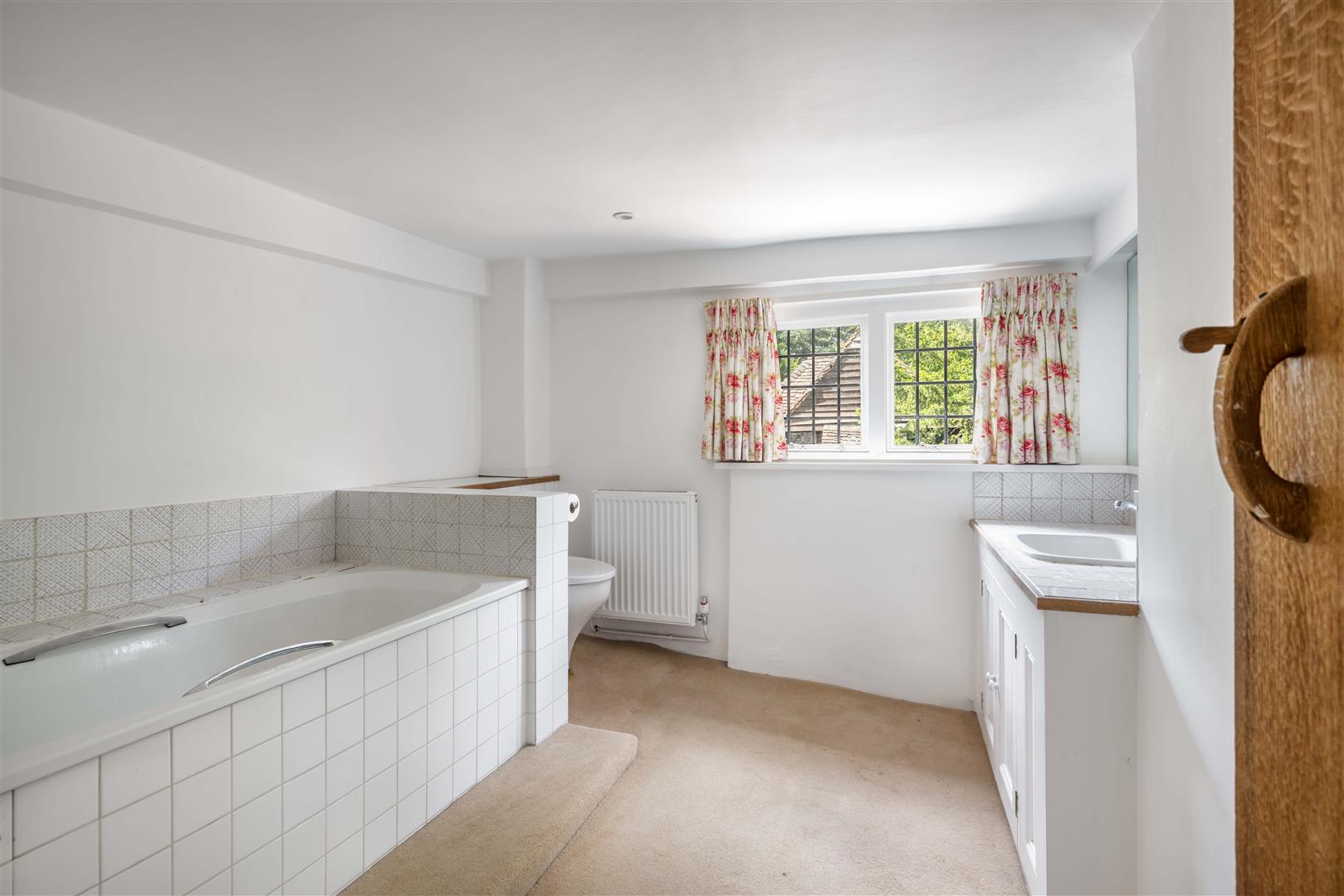 Ponds Lane, Shere, Guildford - Photo 17