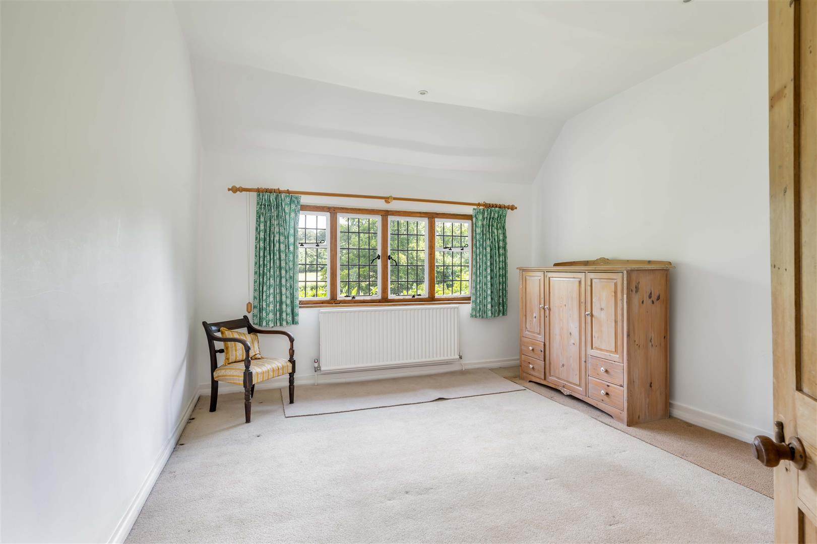 Ponds Lane, Shere, Guildford - Photo 16