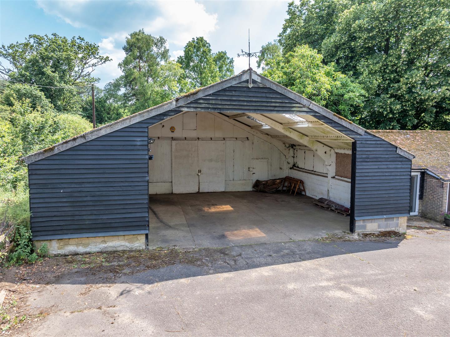 Ponds Lane, Shere, Guildford - Photo 30