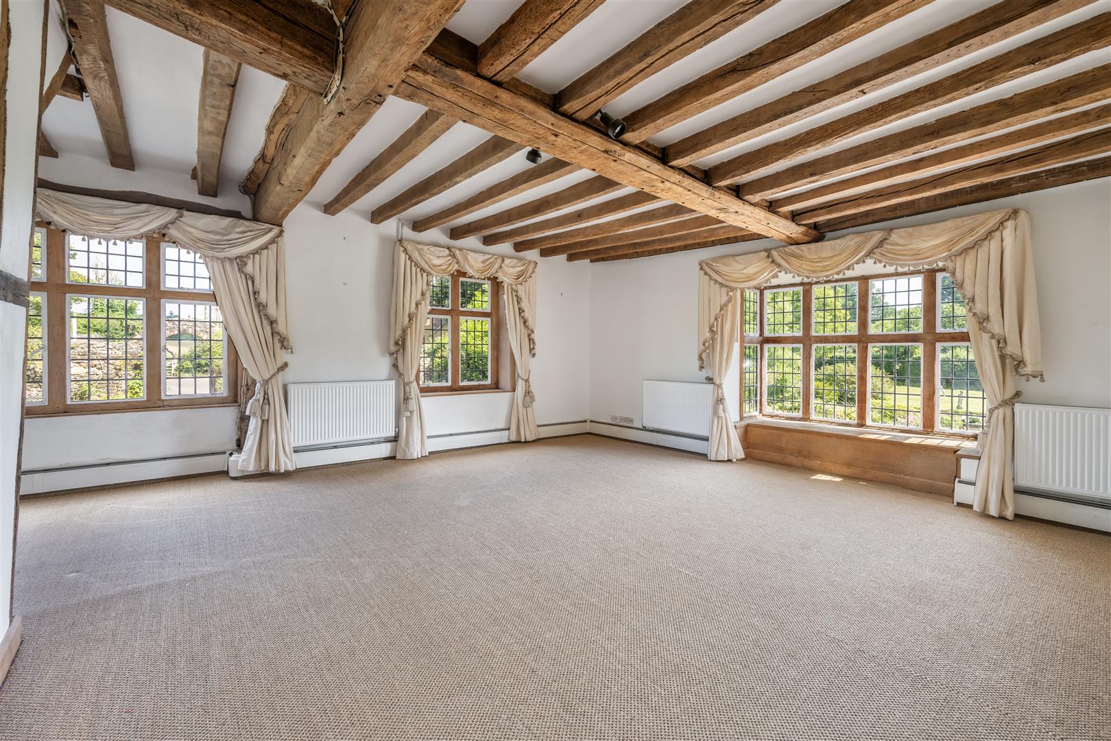 Ponds Lane, Shere, Guildford - Photo 2