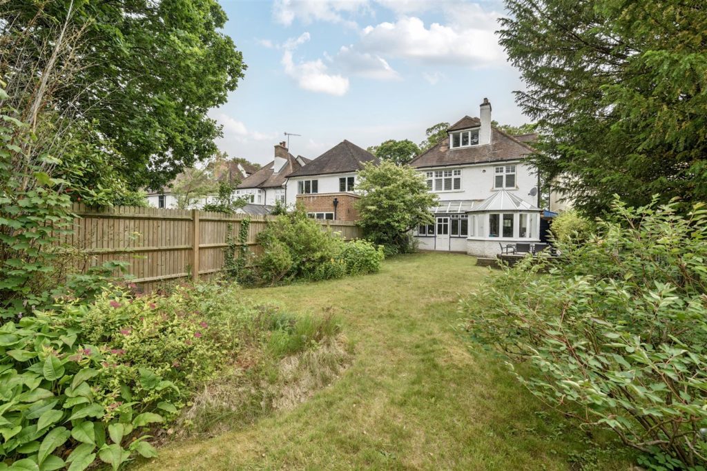 Shalford Road, Guildford