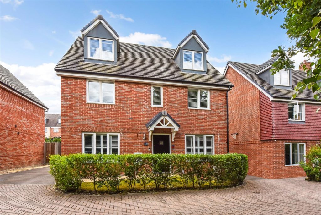 Foresters Drive, Liphook