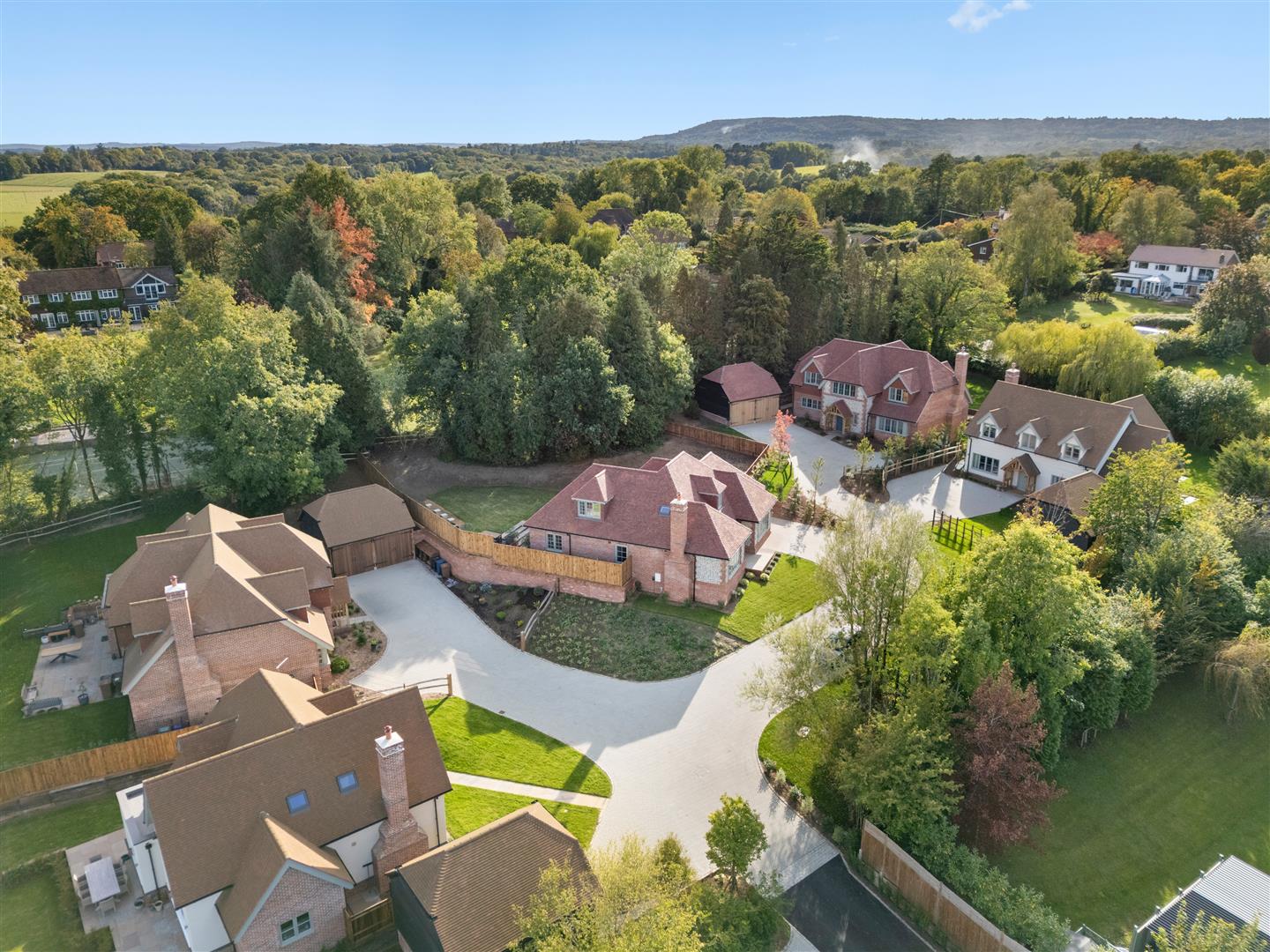 Farndon Close, Chiddingfold - Photo 9