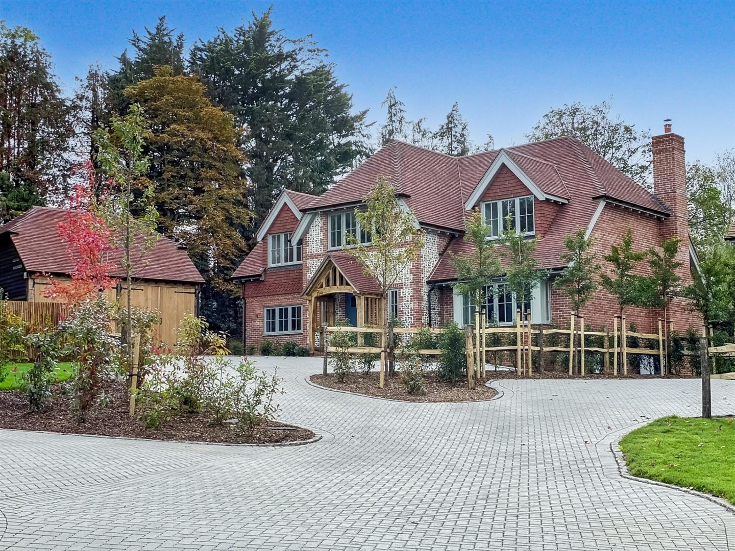 Farndon Close, Chiddingfold