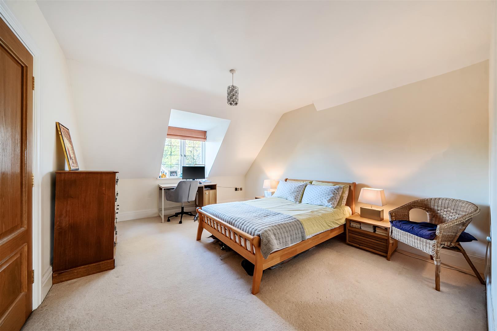 Perry Hill, Worplesdon, Guildford - Photo 23