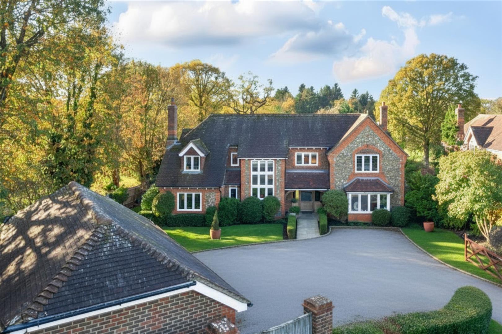 Perry Hill, Worplesdon, Guildford - Photo 40