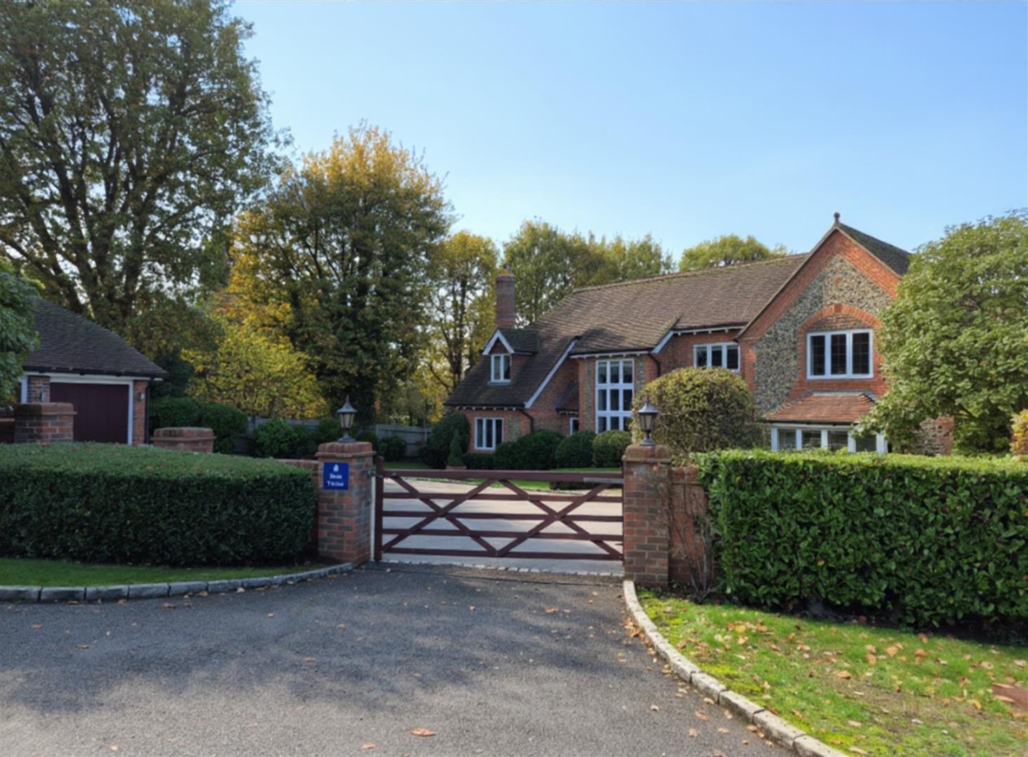 Perry Hill, Worplesdon, Guildford - Photo 44