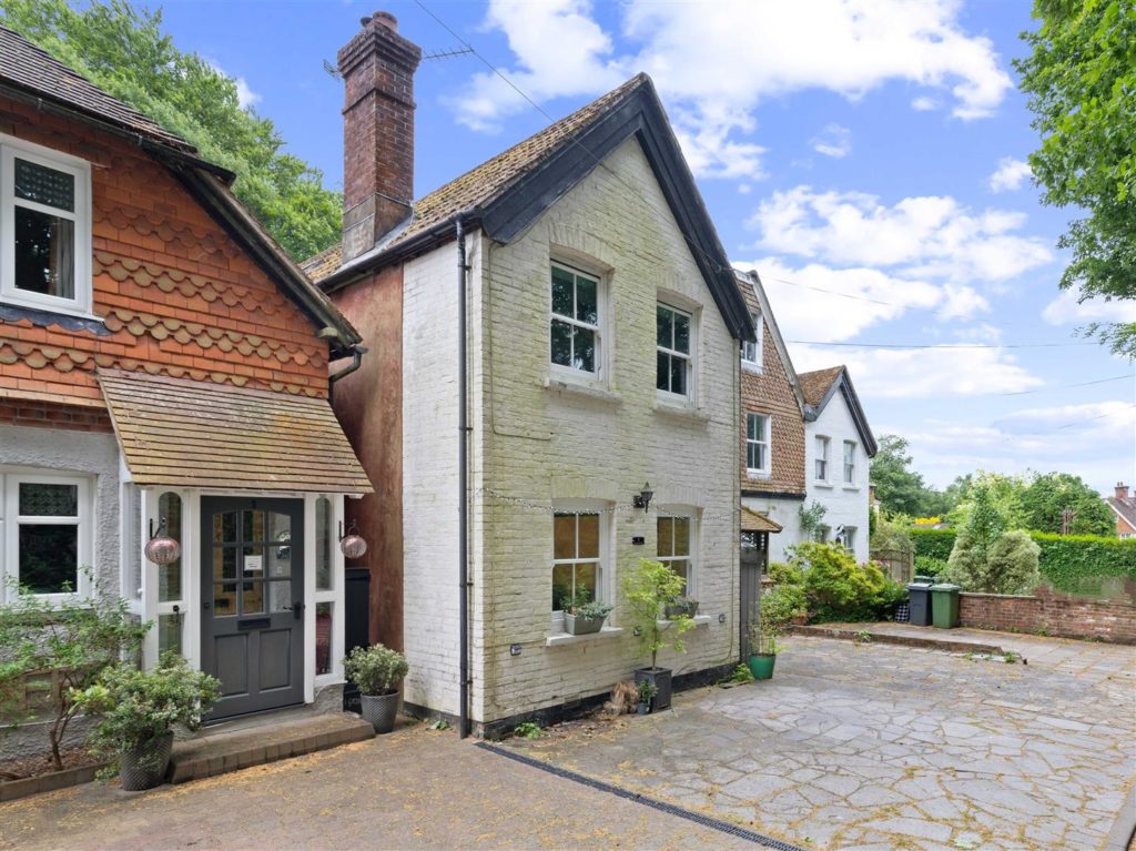 The Avenue, Grayshott, Hindhead