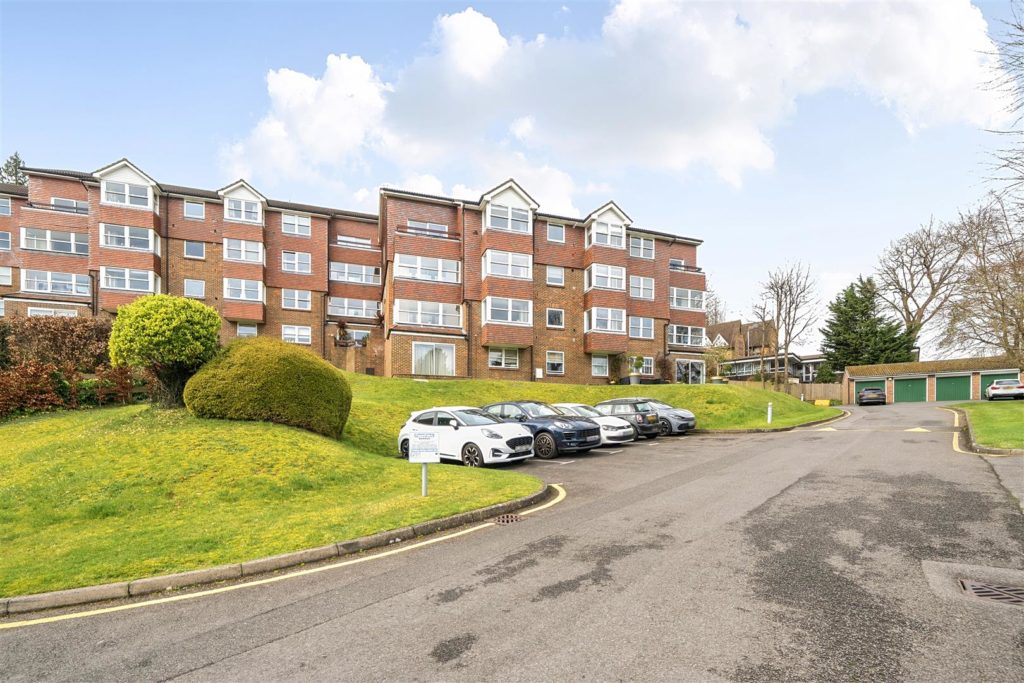 Rookwood Court, Guildford