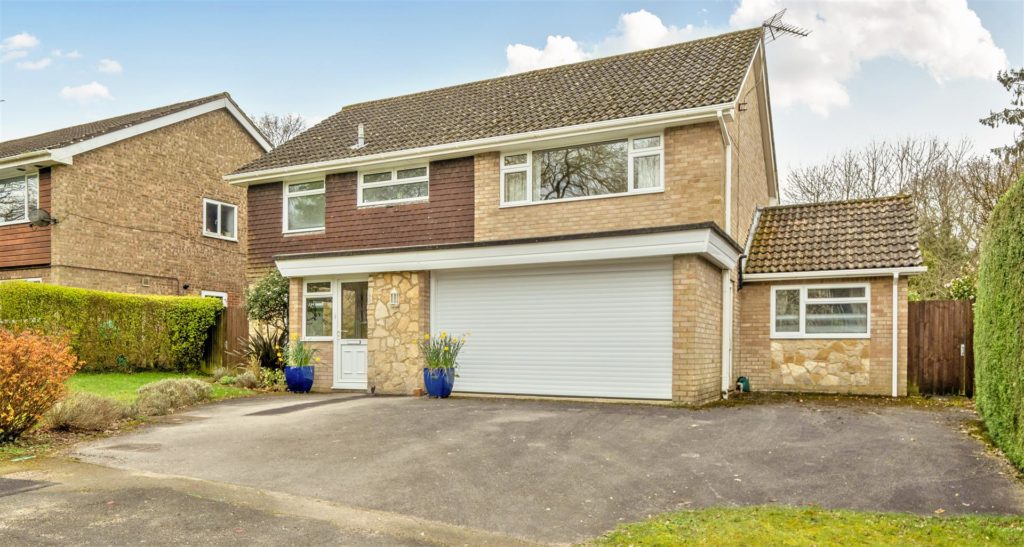 Willow Close, Liphook, Hampshire