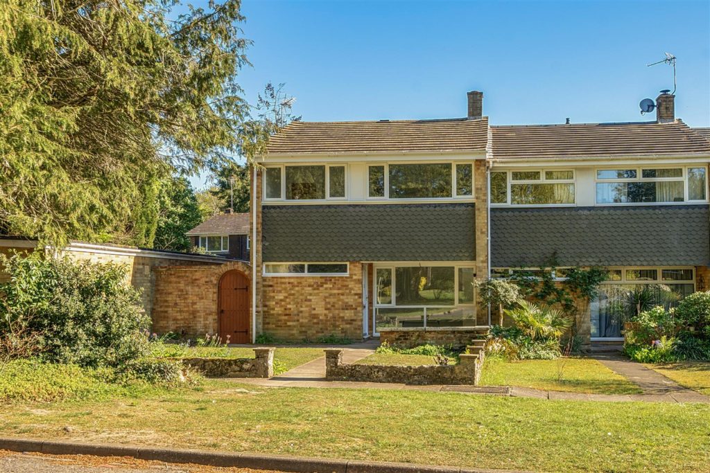 Shipley Court, Liphook