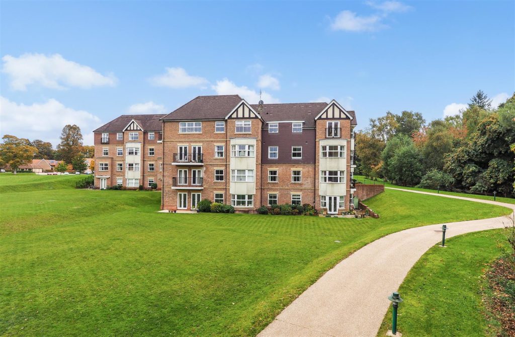 Tudor Court, Liphook