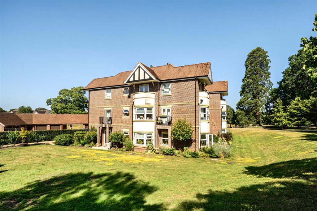 King George’s Drive, Liphook
