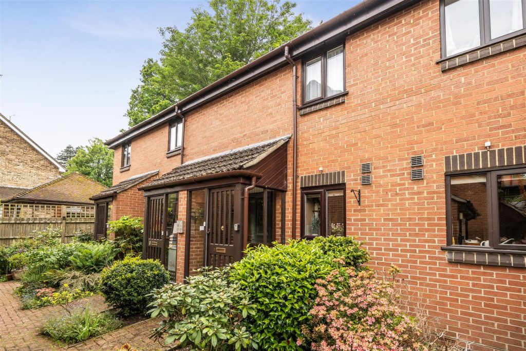 Candleford Gate, Tower Road, Liphook