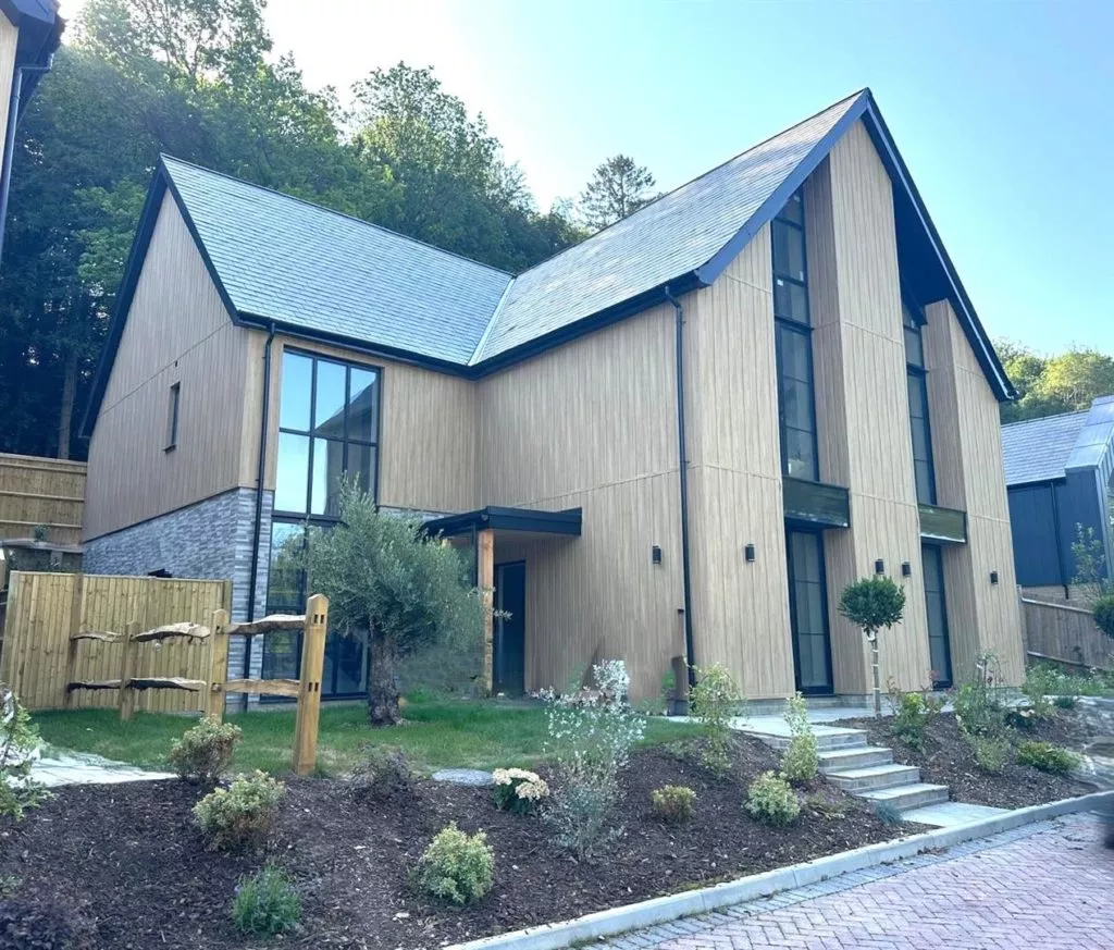 #3 Hindhead Road, Haslemere