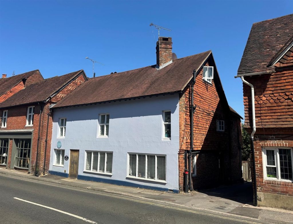 Petworth Road, Haslemere