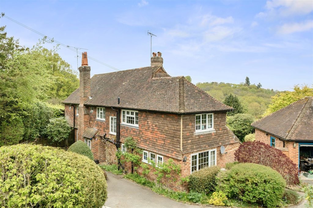 Swan Barn Road, Haslemere