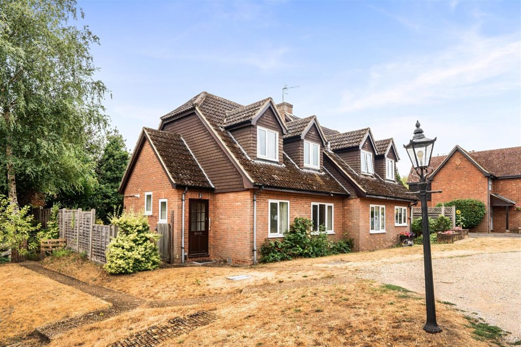 Park Drive, Bramley, Guildford