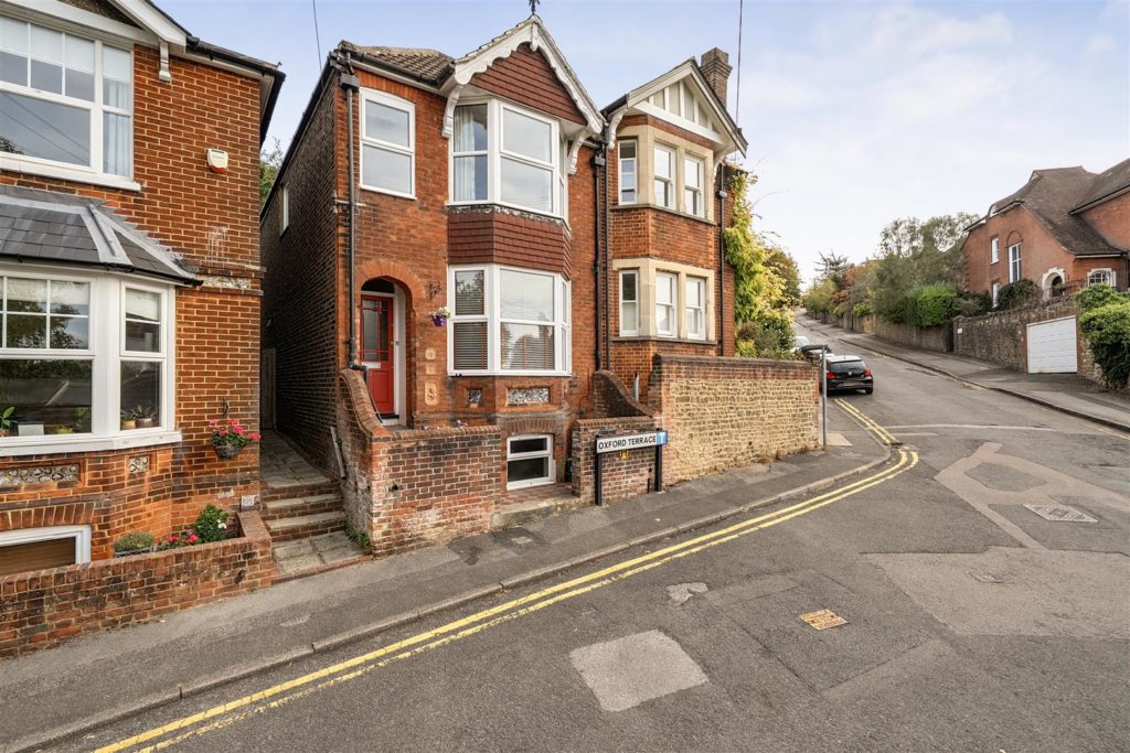 Oxford Terrace, Guildford